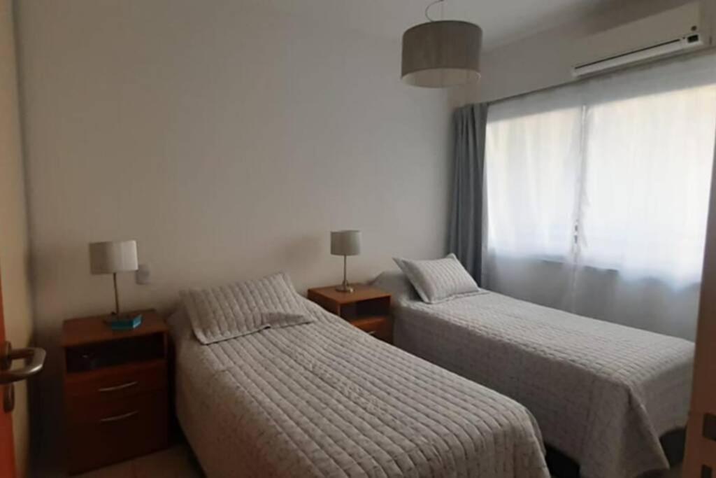 Moderno Departamento De Dos Ambientes Con Balcon En Almagro Apartment
