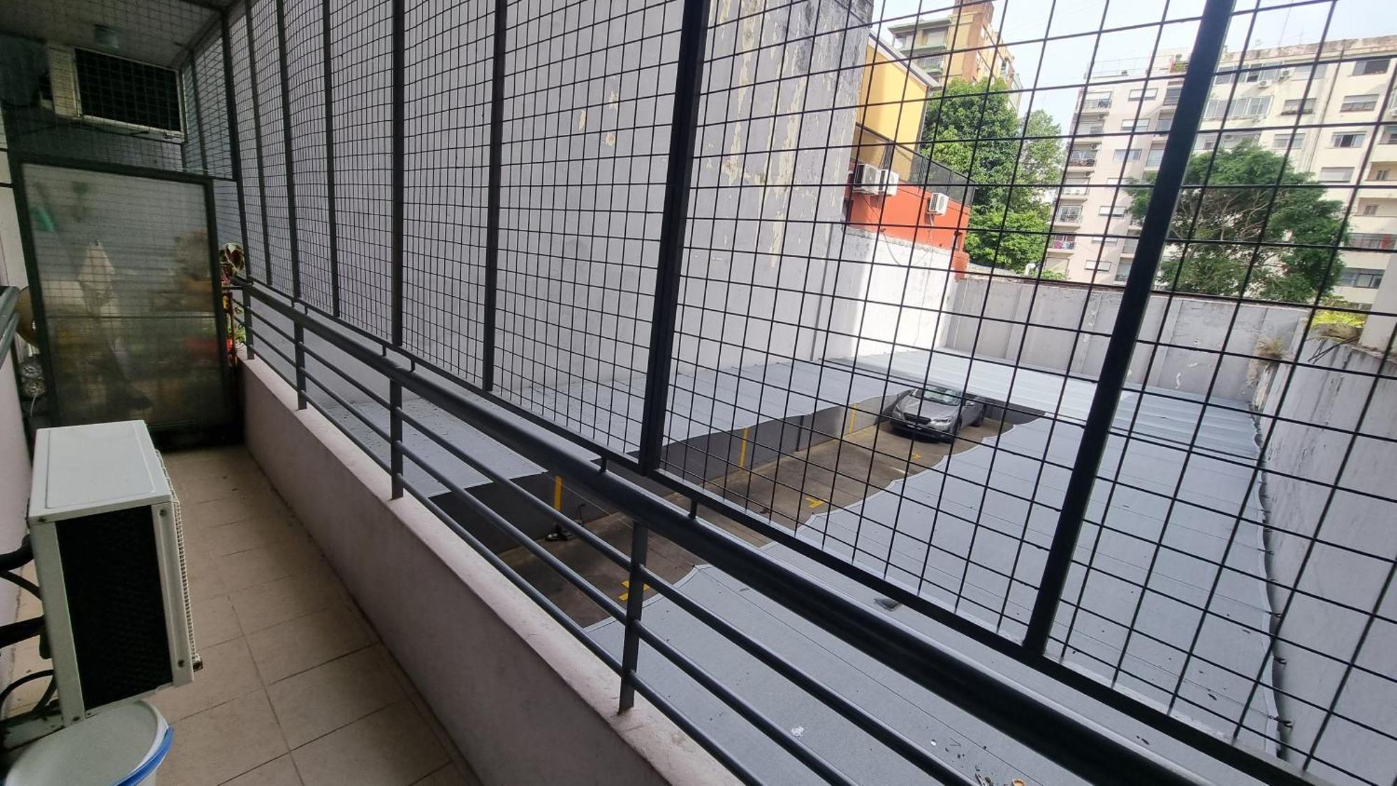 Moderno Departamento De Dos Ambientes Con Balcon En Almagro Buenos Aires